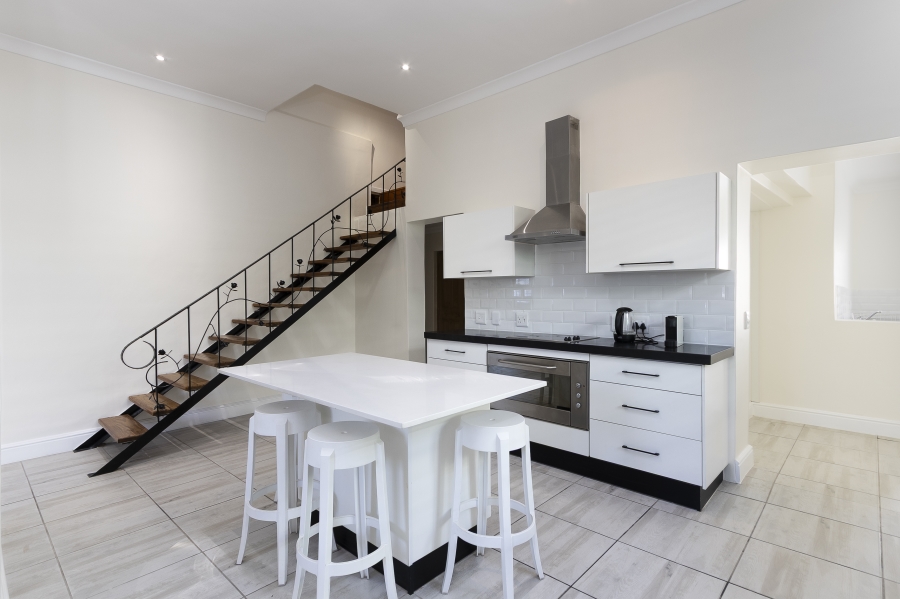 5 Bedroom Property for Sale in Strand Central Western Cape